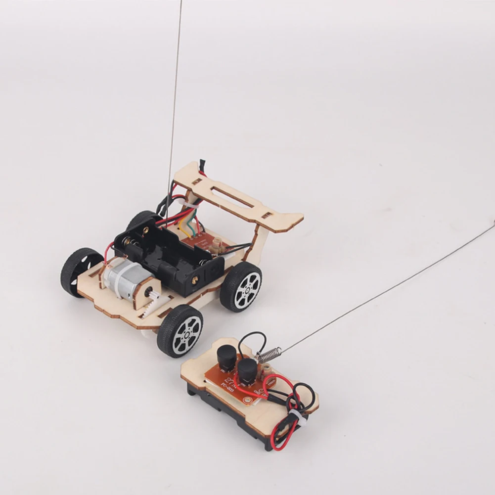 DIY RC Car Model Assemble Kit  - Drone Vera Rc recension och pris